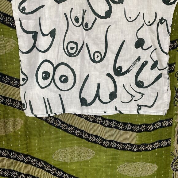 Gravel & Gold White/ Green Linen Boobs Print Taurus Top Size Small - Picture 6 of 14